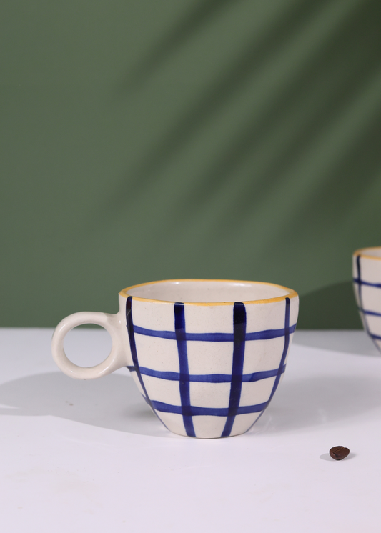 Blue checks coffee mug 