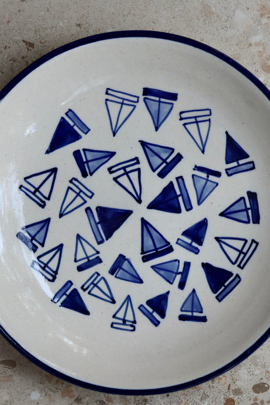 Boat pasta plate white and blue
