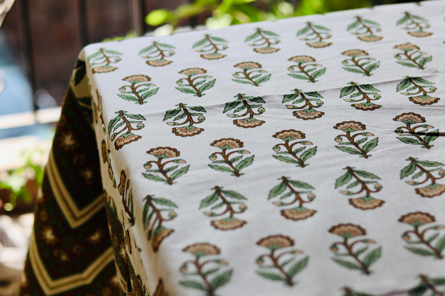 Green Flower Table Cloth