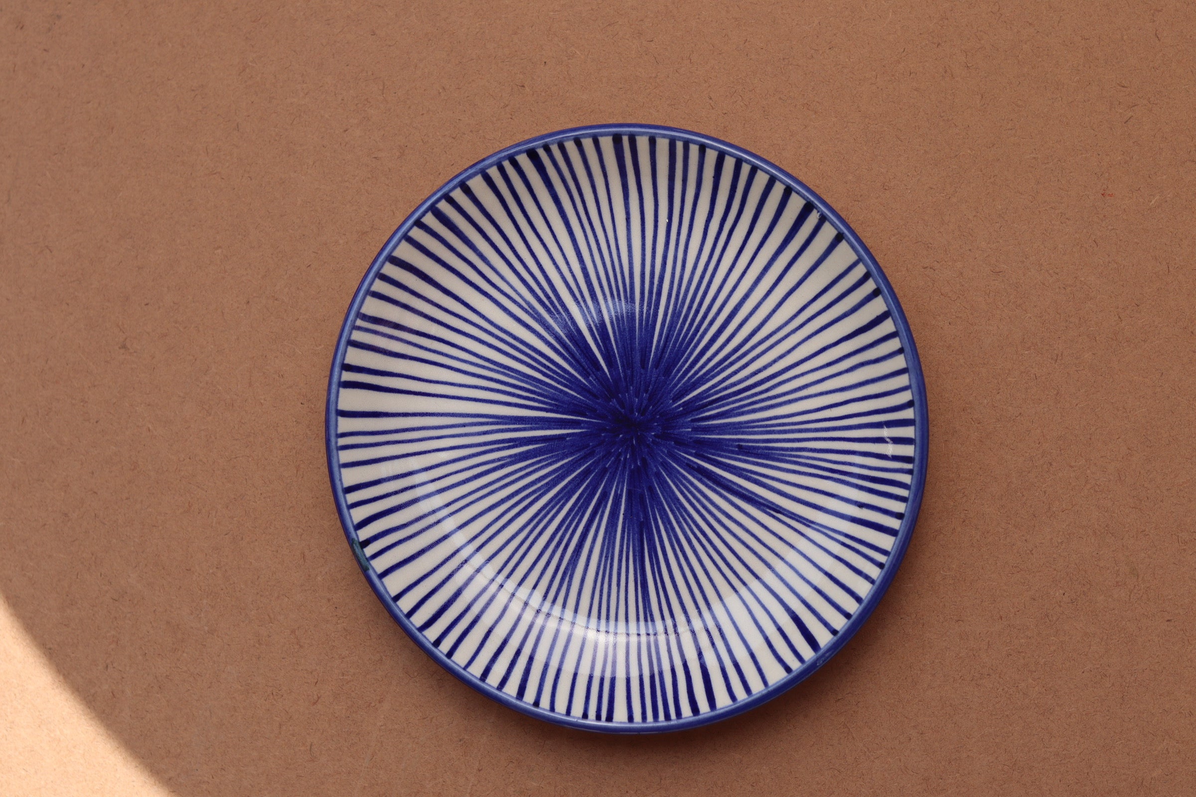 Blue and white dessert plate 