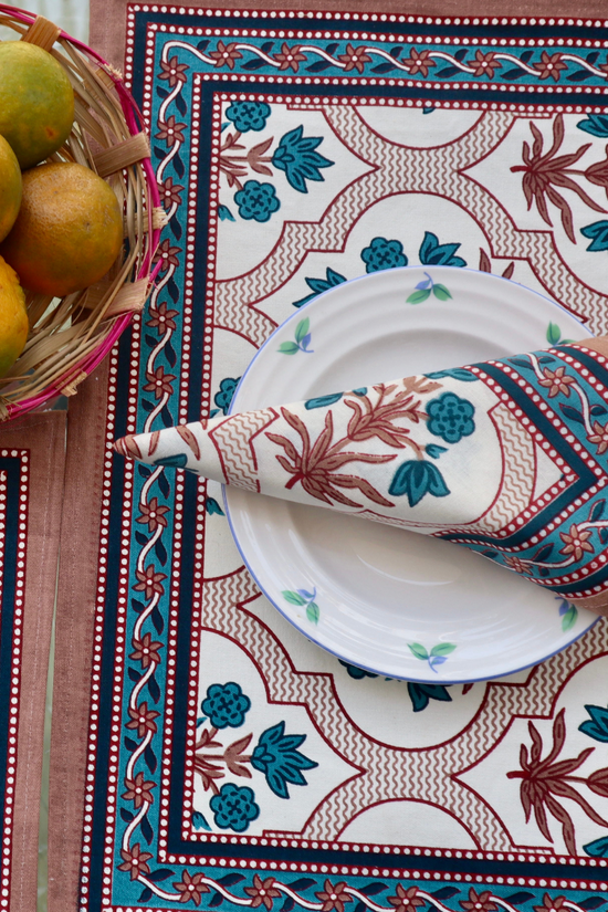 Cotton table mat & napkin